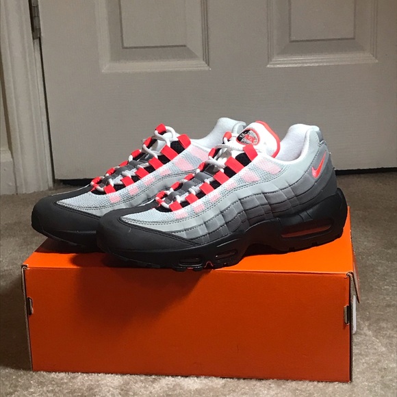 ❌Sold❌Air max 95 Solar Red - Picture 1 of 6
